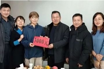 365英国上市公司开展春节送温暖活动